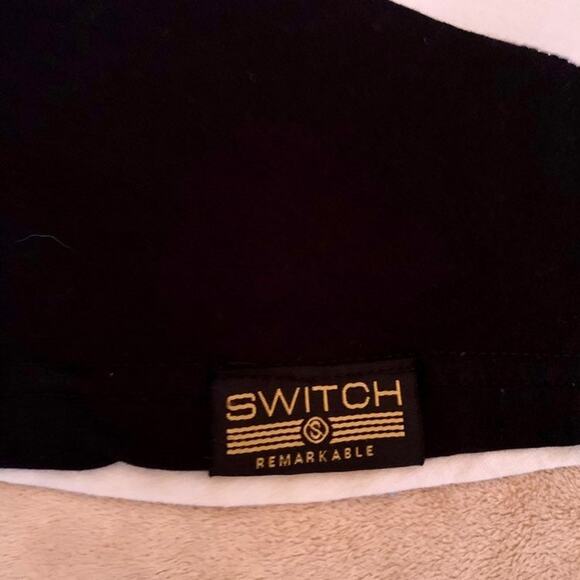 Switch Remarkable Graphic Tee (S/8) - Picture 4 of 6